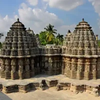 Hoysala architecture