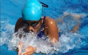Gauri Singh becomes first girl to swim from Sea Link to Gateway of India