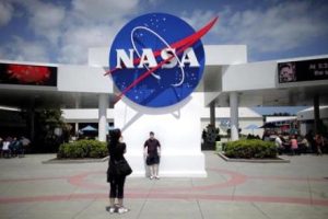 NASA detects Signs of Water in a distant Neptune Sized Planet