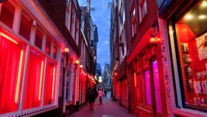 Amsterdam bans red light tours