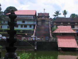 चिरक्काडवू महादेव मंदिर, केरल