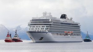 The Cruise ship engines failed due to lack of oil