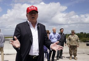 Trump threatens to close the Mexican border
