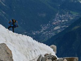 Govt. opens up 137 Himalayan Peaks to foreign mountaineers and trekkers
