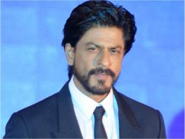 Shah Rukh Khan awarded Excellence in Cinema award at Indian Film Festival of Melbourne