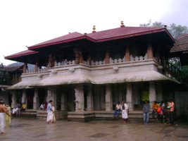 श्री मूकाम्बिका मंदिर, मैंगलौर