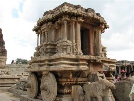 कर्नाटक की मंदिर मूर्तिकला