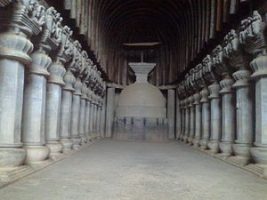 कार्ले चैत्य की मूर्तिकला