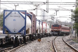 रेलवे अब तक देश भर में 25,000 मीट्रिक टन से अधिक मेडिकल ऑक्सीजन डिलीवर कर चुका है