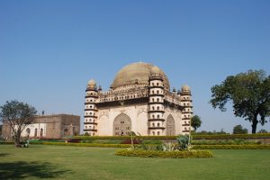 बीजापुर के स्मारक