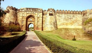 जौनपुर के स्मारक