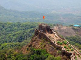 सतारा के स्मारक