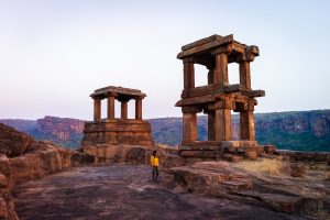 बादामी के स्मारक