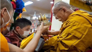 10th Khalkha Jetsun Dhampa Rinpoche