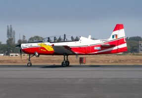 What is HTT-40 trainer aircraft?