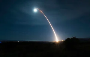 Sea-based Endo-Atmospheric Interceptor Missile क्या है और यह कैसे काम करती है?