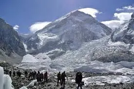 तेज़ी से पिघल रहा है लद्दाख का पार्काचिक ग्लेशियर (Parkachik Glacier) : रिपोर्ट