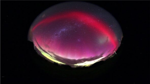लद्दाख में दुर्लभ लाल ऑरोरा (Red Aurora) देखा गया
