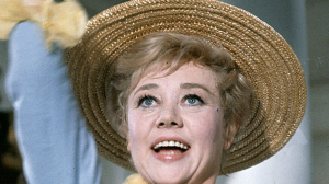 Acclaimed Actress Glynis Johns Dies at 100