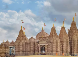 PM Modi Inaugurates Abu Dhabi’s First Traditional Hindu Stone Temple