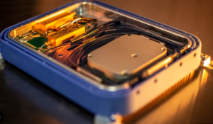Researchers Develop Portable Sea-Based Optical Atomic Clocks