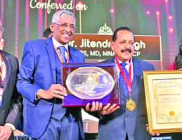 Dr. Jitendra Singh Receives Lifetime Achievement Award in Diabetology