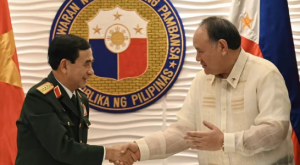 Vietnam, Philippines Strengthen Defense Ties