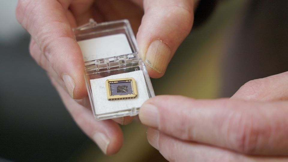 Semiconductor Synthesized from Graphene