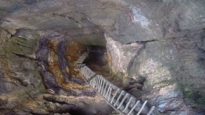 What is Rat-Hole Mining?