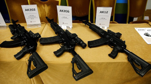 ‘मेक इन इंडिया’ के तहत बनी अमेठी निर्मित AK-203 राइफलें: भारतीय सेना को समय से पहले मिलेंगी पूरी खेप