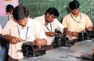 भारत में व्यावसायिक शिक्षा प्रणाली की स्थिति और सुधार की आवश्यकता