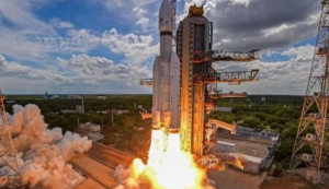 ISRO का सबसे भारी रॉकेट LMLV: चंद्र मानव मिशन की तैयारी में भारत