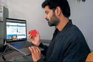 विकसित भारत की ओर: ई-गवर्नेंस में नागरिक सेवा और डिजिटल परिवर्तन