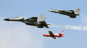 एलसीए तेजस Mk 1A की पहली सार्वजनिक उड़ान: आत्मनिर्भर रक्षा निर्माण की उड़ान