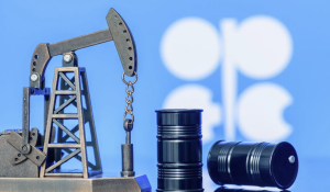 OPEC+ Pauses Oil Production Hikes Amid Surplus Concerns