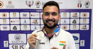 ISSF विश्व चैम्पियनशिप 2025: अनीश भानवाला को रैपिड फायर पिस्टल में रजत पदक