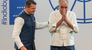 Rahul Bhatia Takes Interim CEO Role at IndiGo