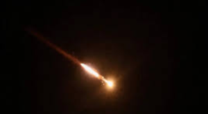 Scientists Trap Light in Ultra-Thin 40 Nanometre Layer