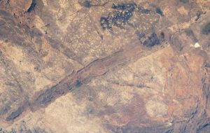 NASA Finds 2.5-Billion-Year-Old Structure in Great Dyke