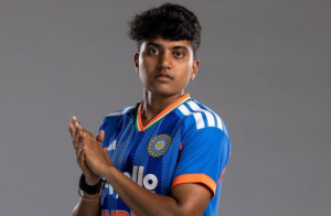 श्री चरणी ने रचा इतिहास, ICC महिला T20I गेंदबाजी रैंकिंग में नया रिकॉर्ड