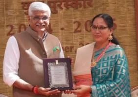 पवानी पसुमर्थी को कुचिपुड़ी संगीत के लिए युवा पुरस्कार